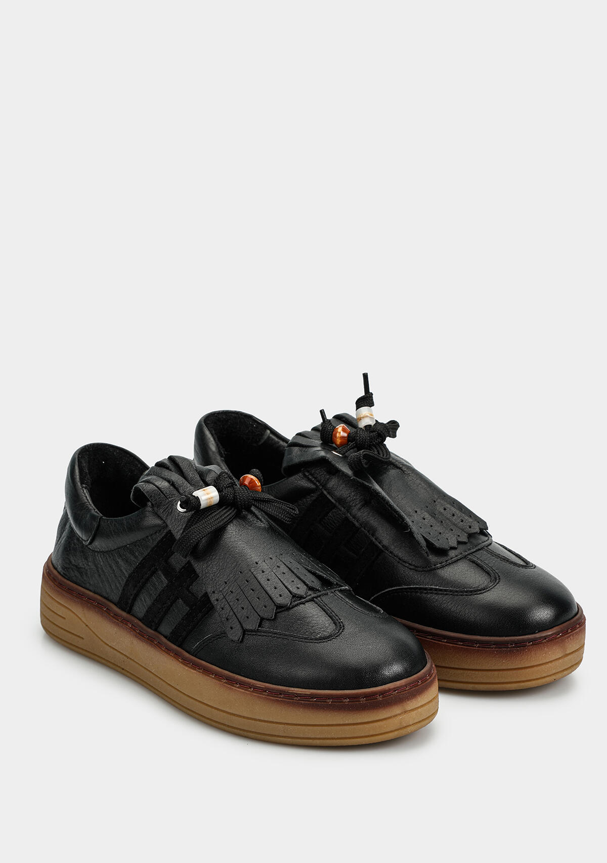 Siyah Deri Kadın Sneaker
