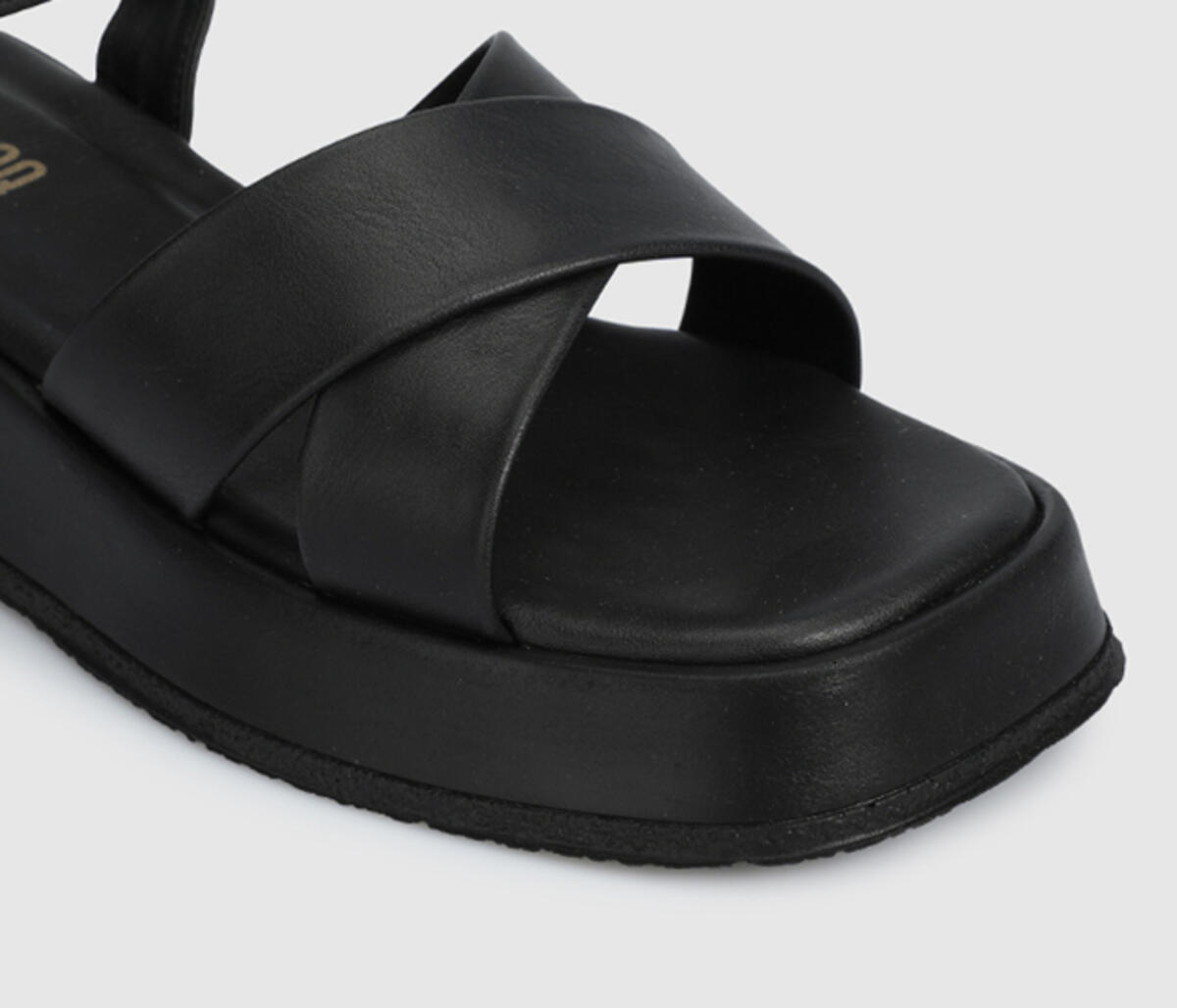 Siyah Kadın Düz Sandalet