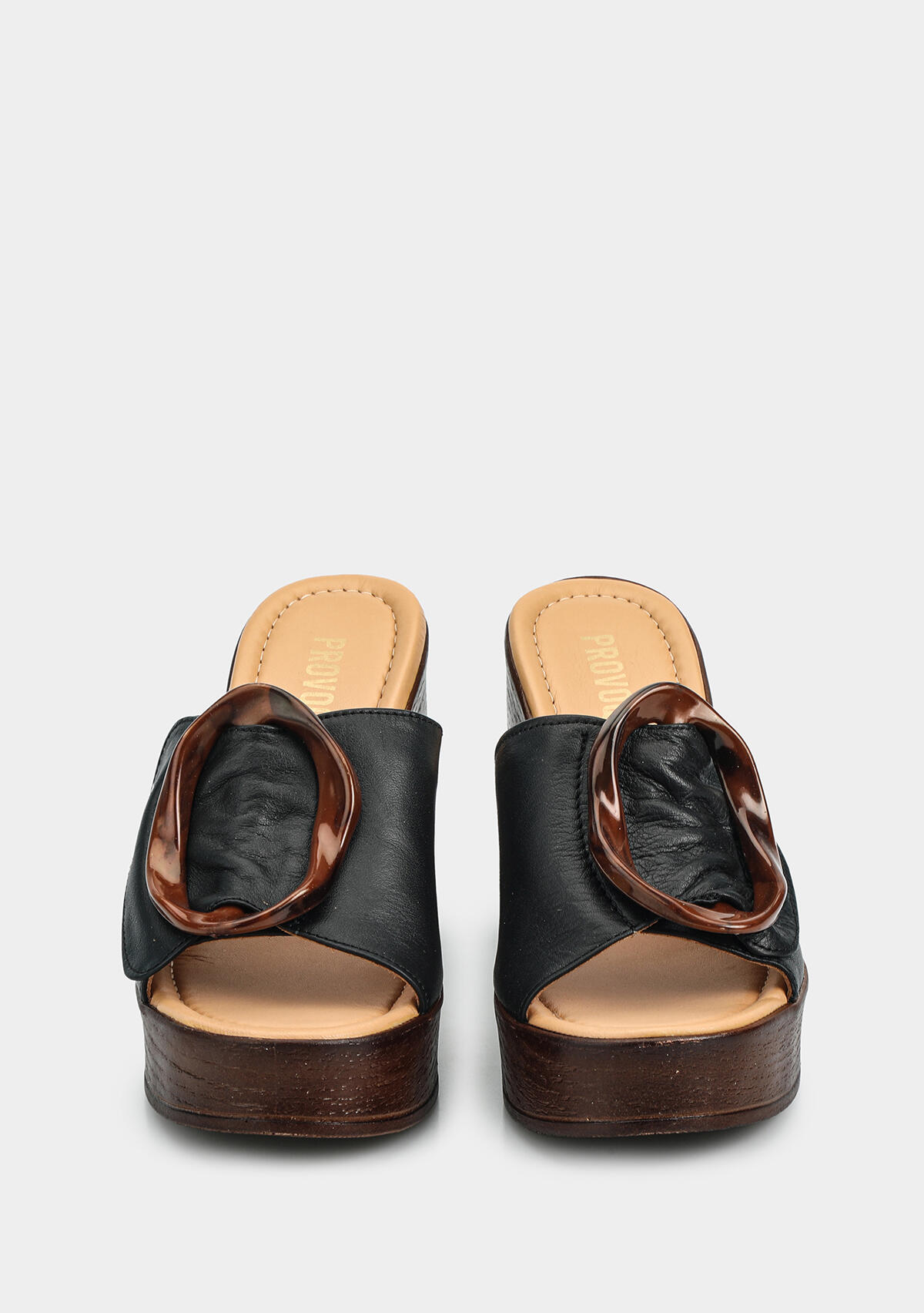 Siyah Deri Kadın Terlik