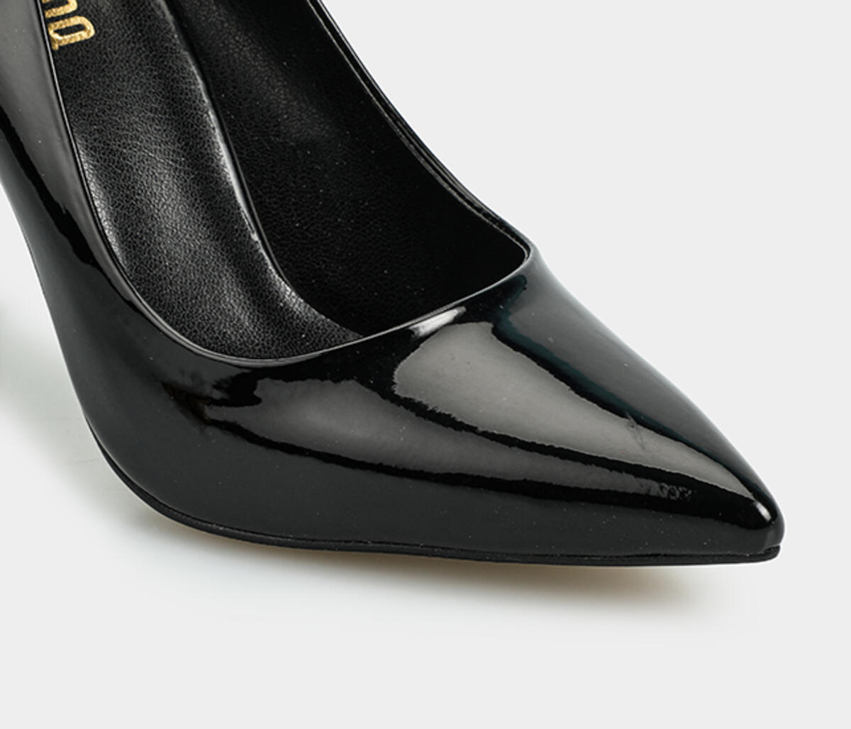 Siyah Kadın Stiletto