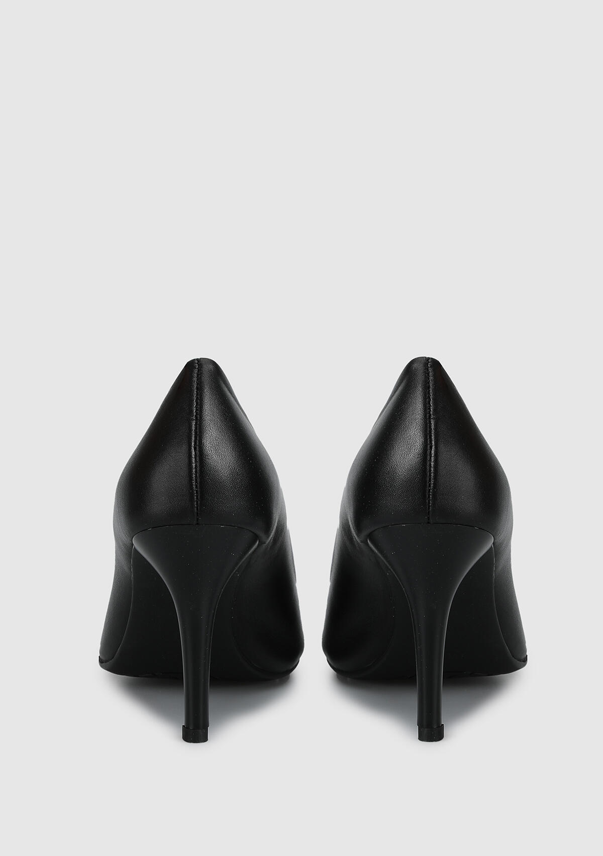 Siyah Deri Kadın Stiletto