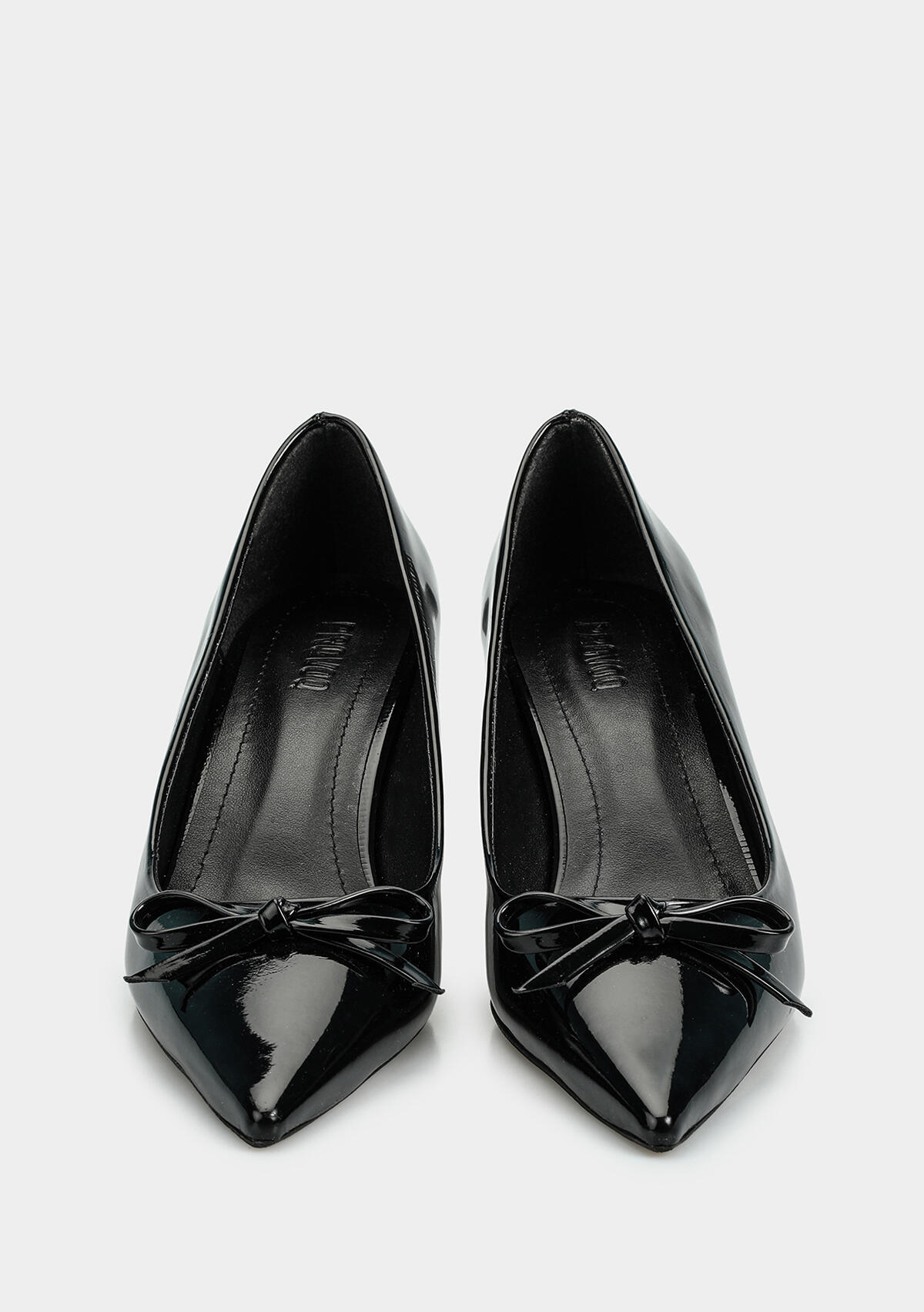 Siyah Kadın Stiletto