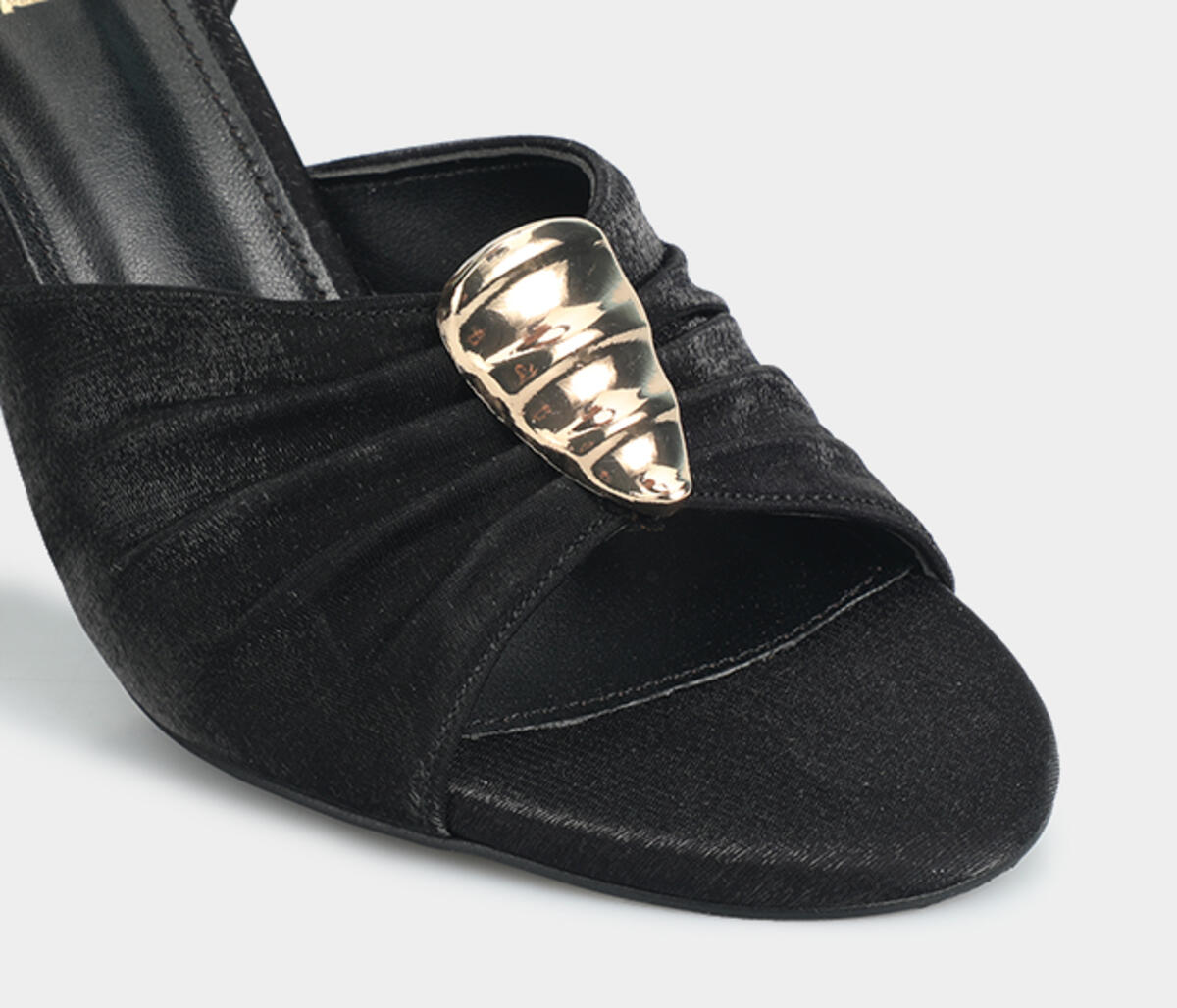 Siyah Kadın Topuklu Sandalet