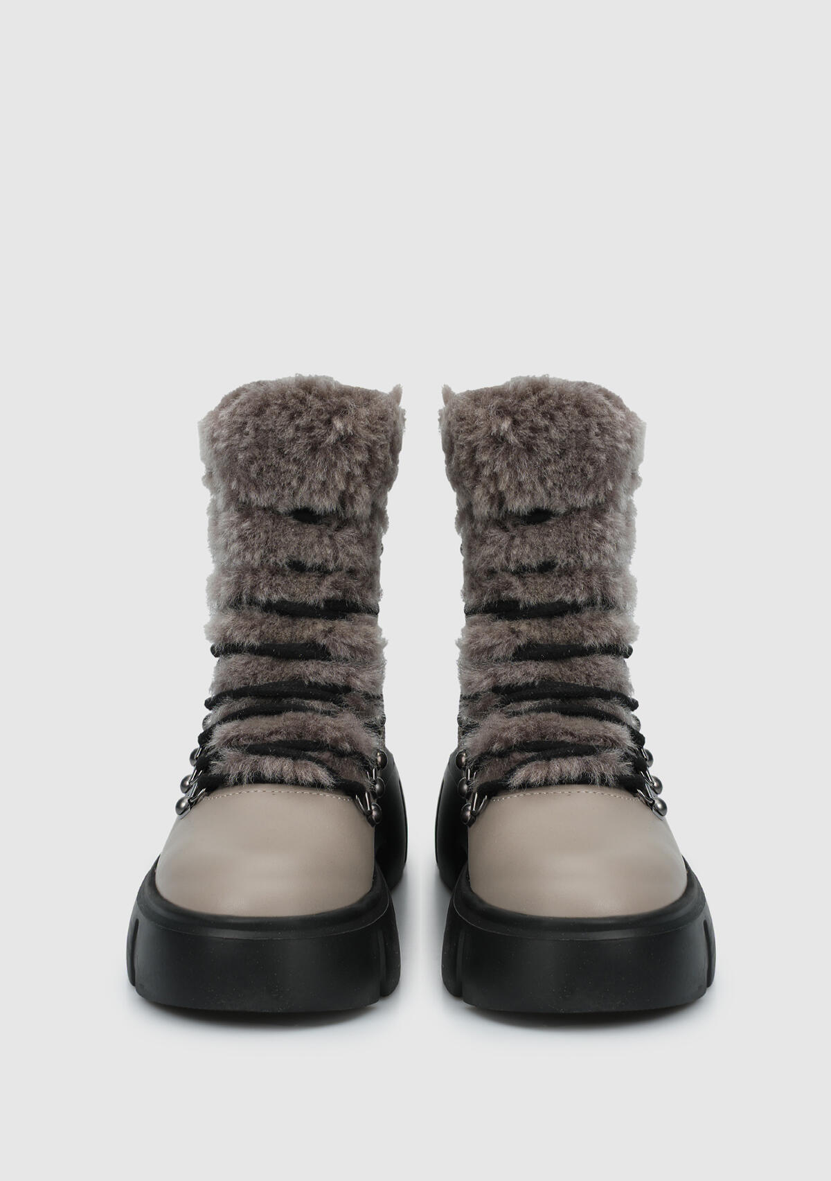 Vizon Deri Kadın Bot