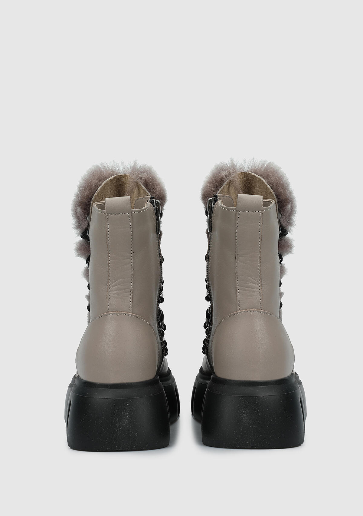 Vizon Deri Kadın Bot