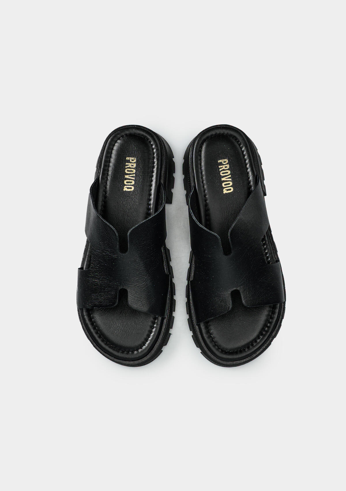 Siyah Deri Kadın Terlik