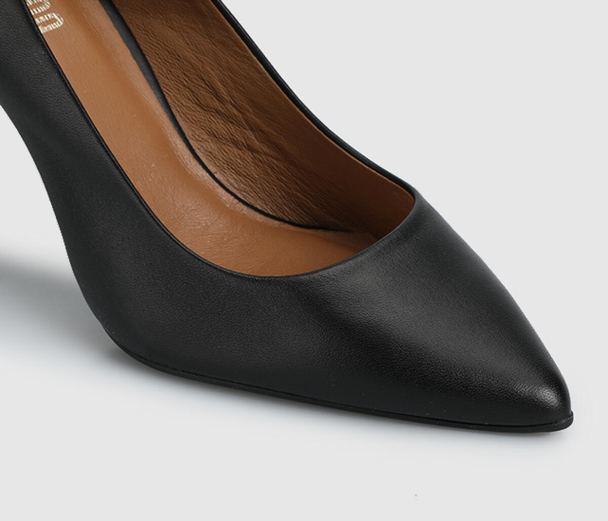 Siyah Deri Kadın Stiletto