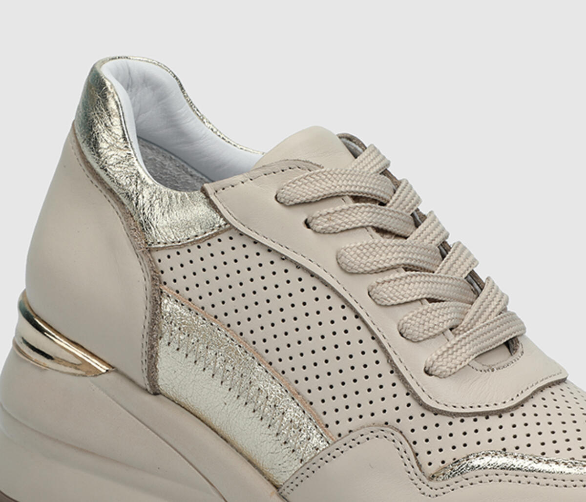 Bej Deri Kadın Sneaker