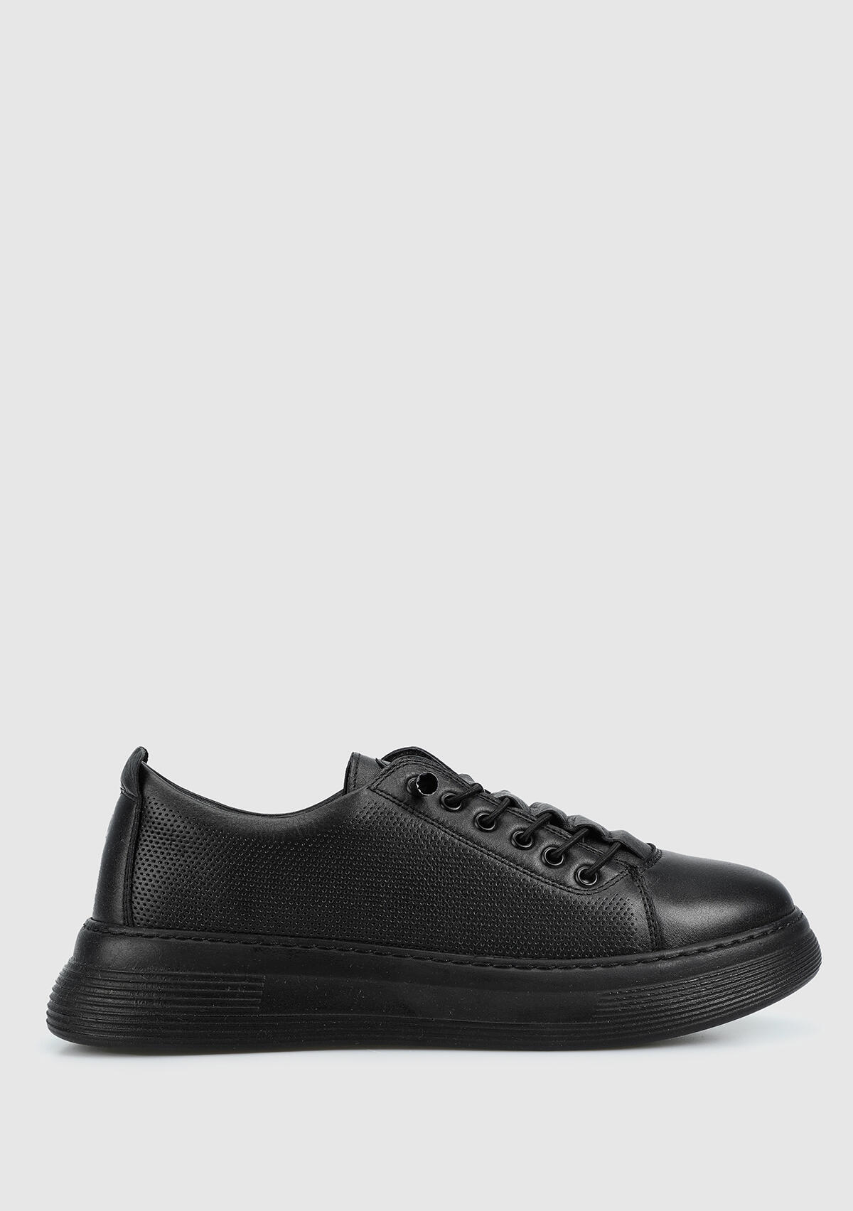Siyah Deri Kadın Sneaker