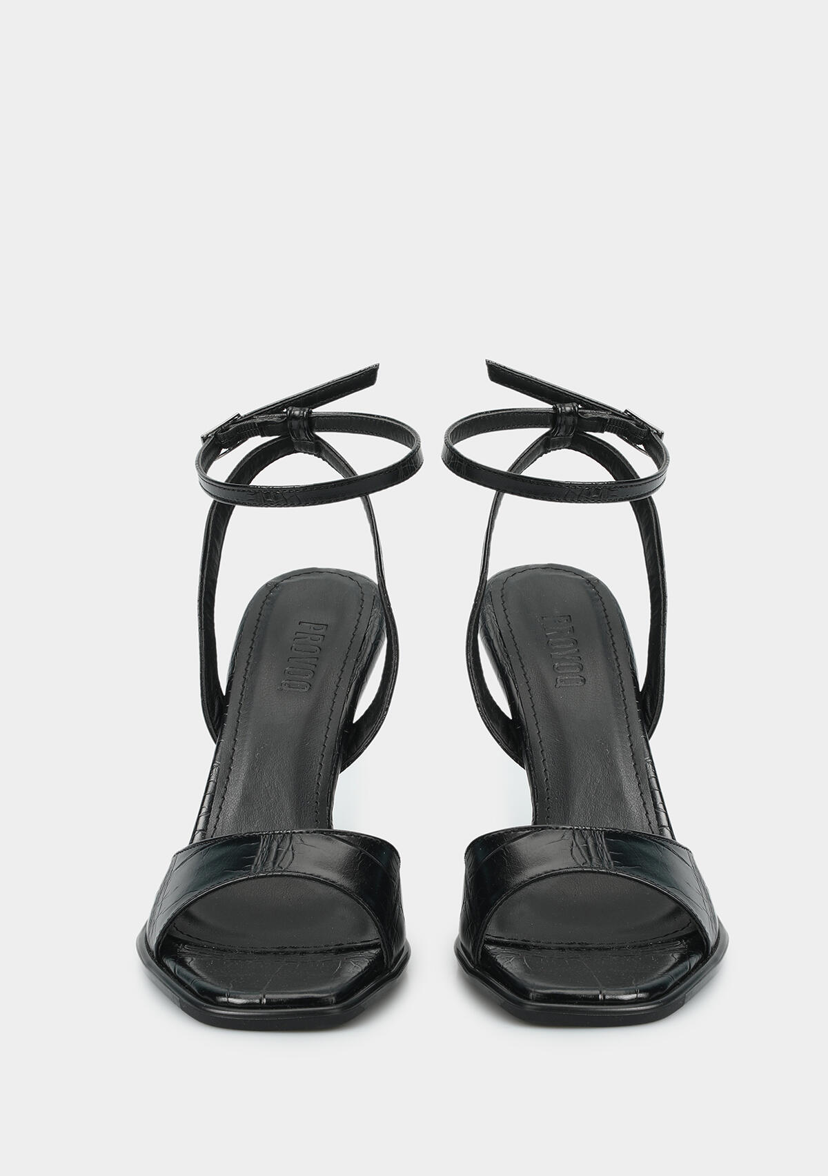 Siyah Kadın Topuklu Sandalet