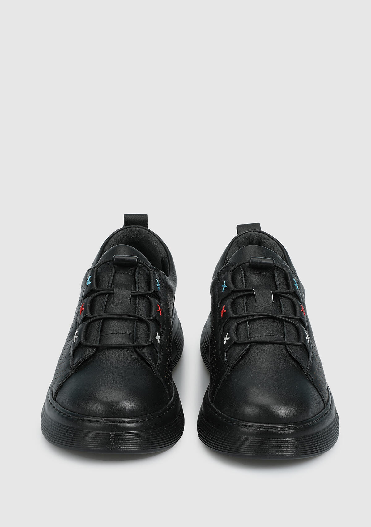 Siyah Deri Kadın Sneaker