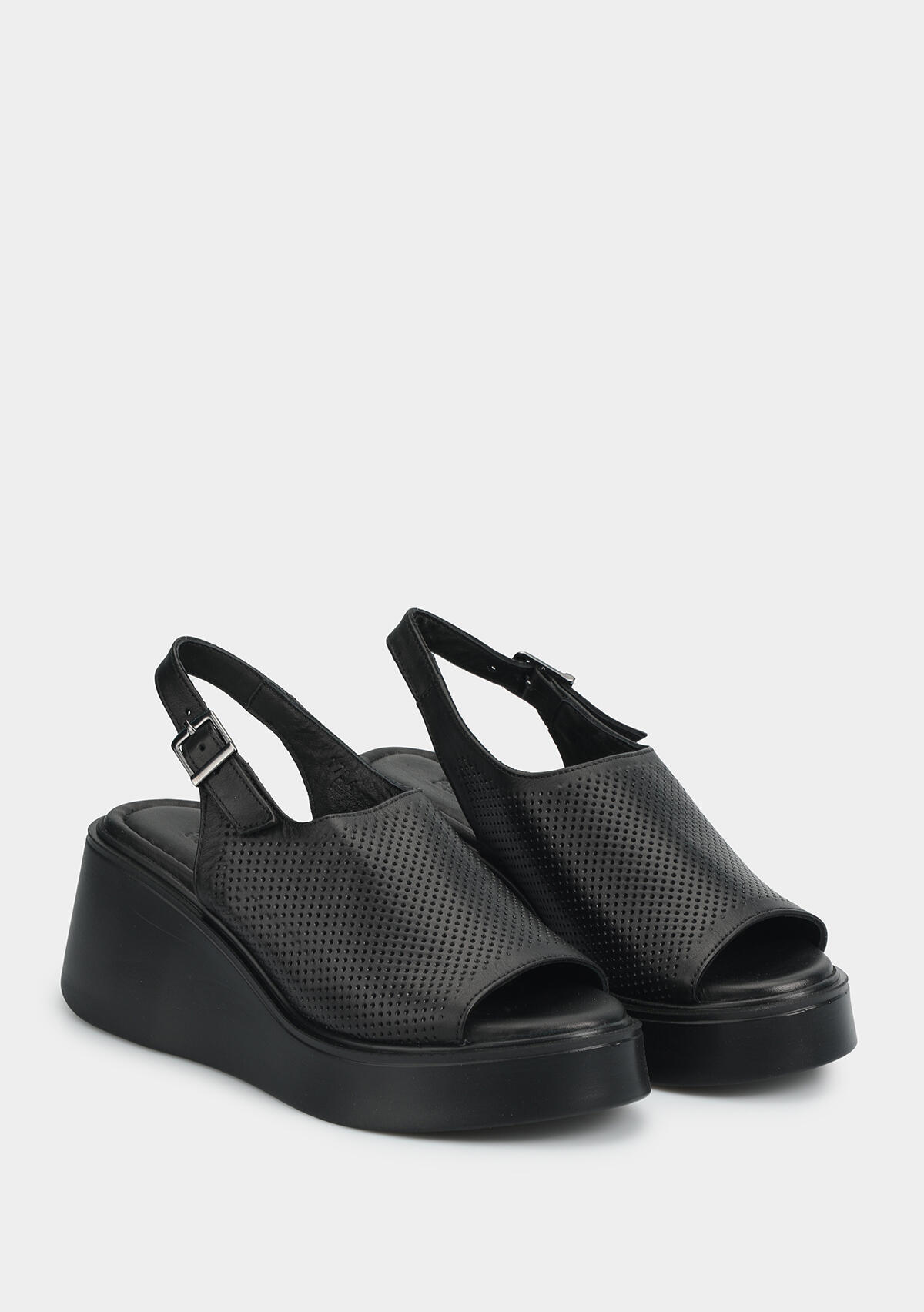 Siyah Deri Kadın Topuklu Sandalet