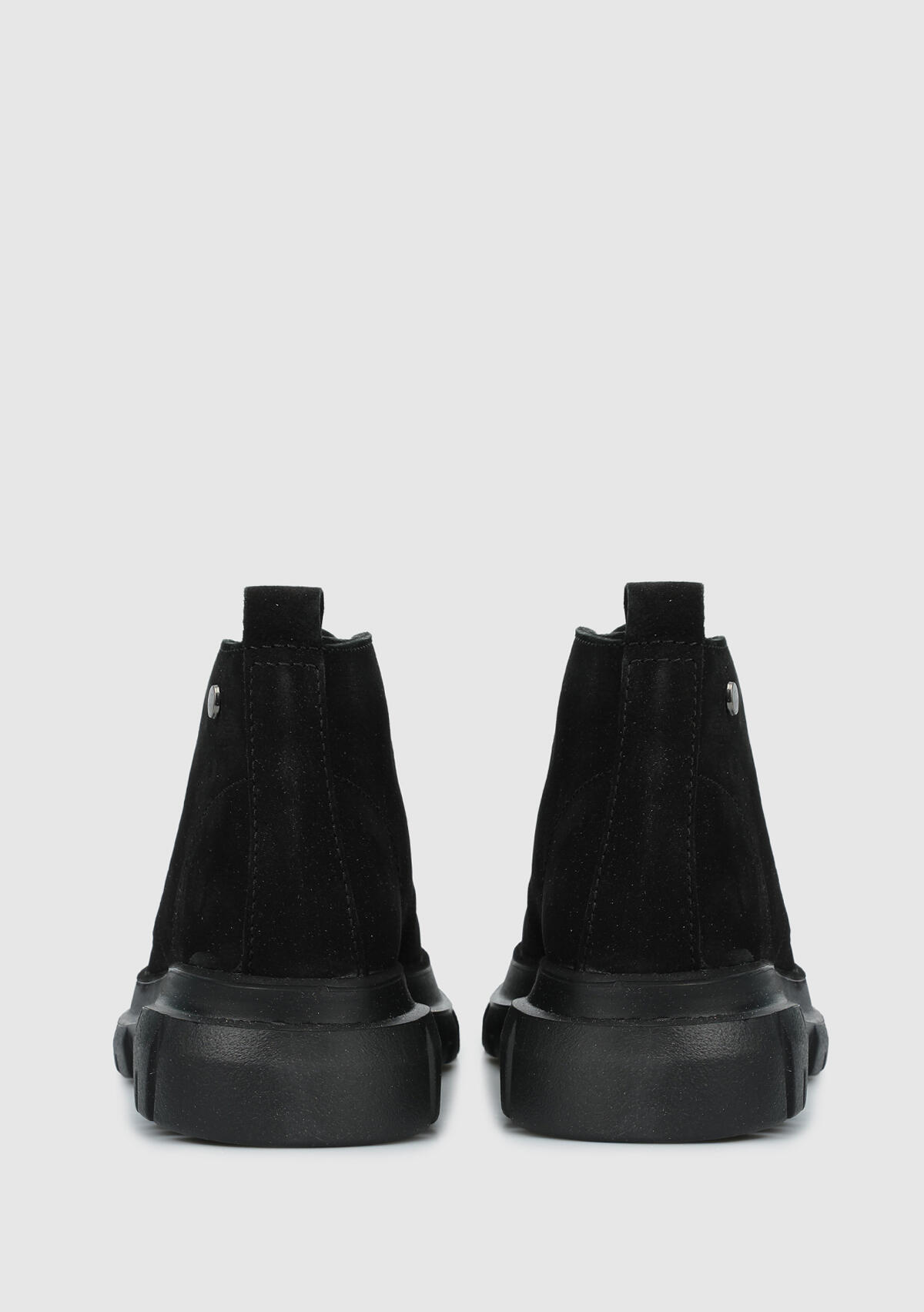 Siyah Deri Kadın Bot