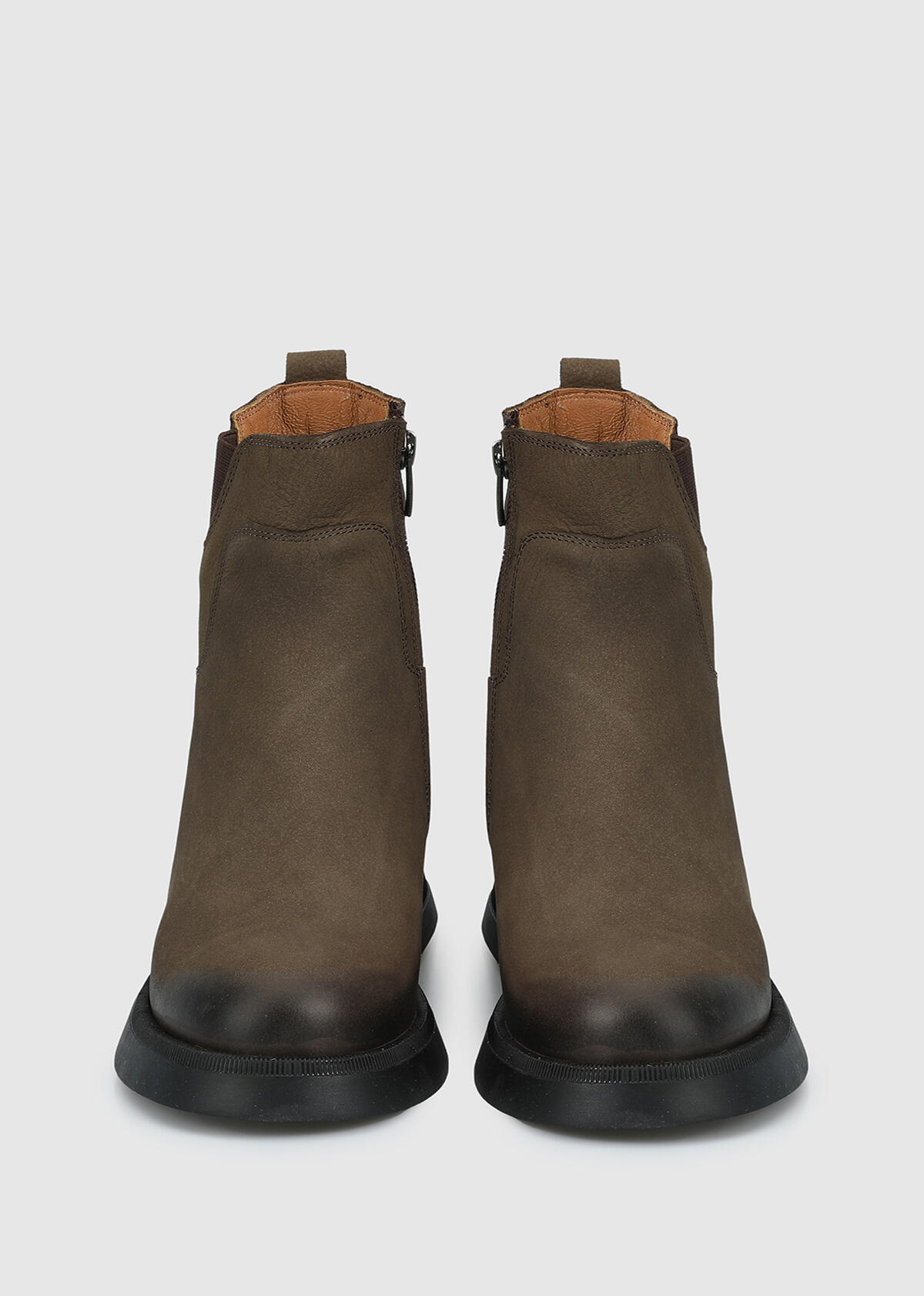 Haki Deri Kadın Bot