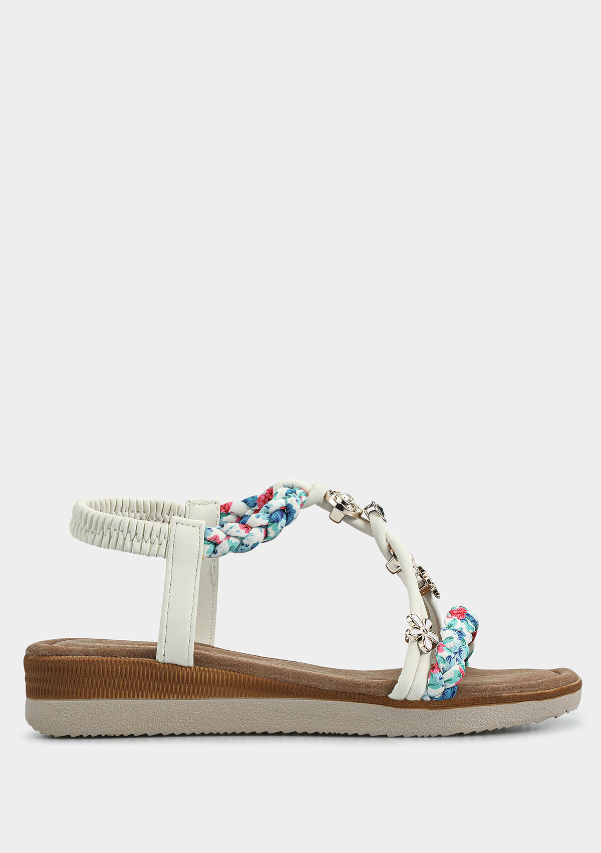 Beyaz Kadın Düz Sandalet