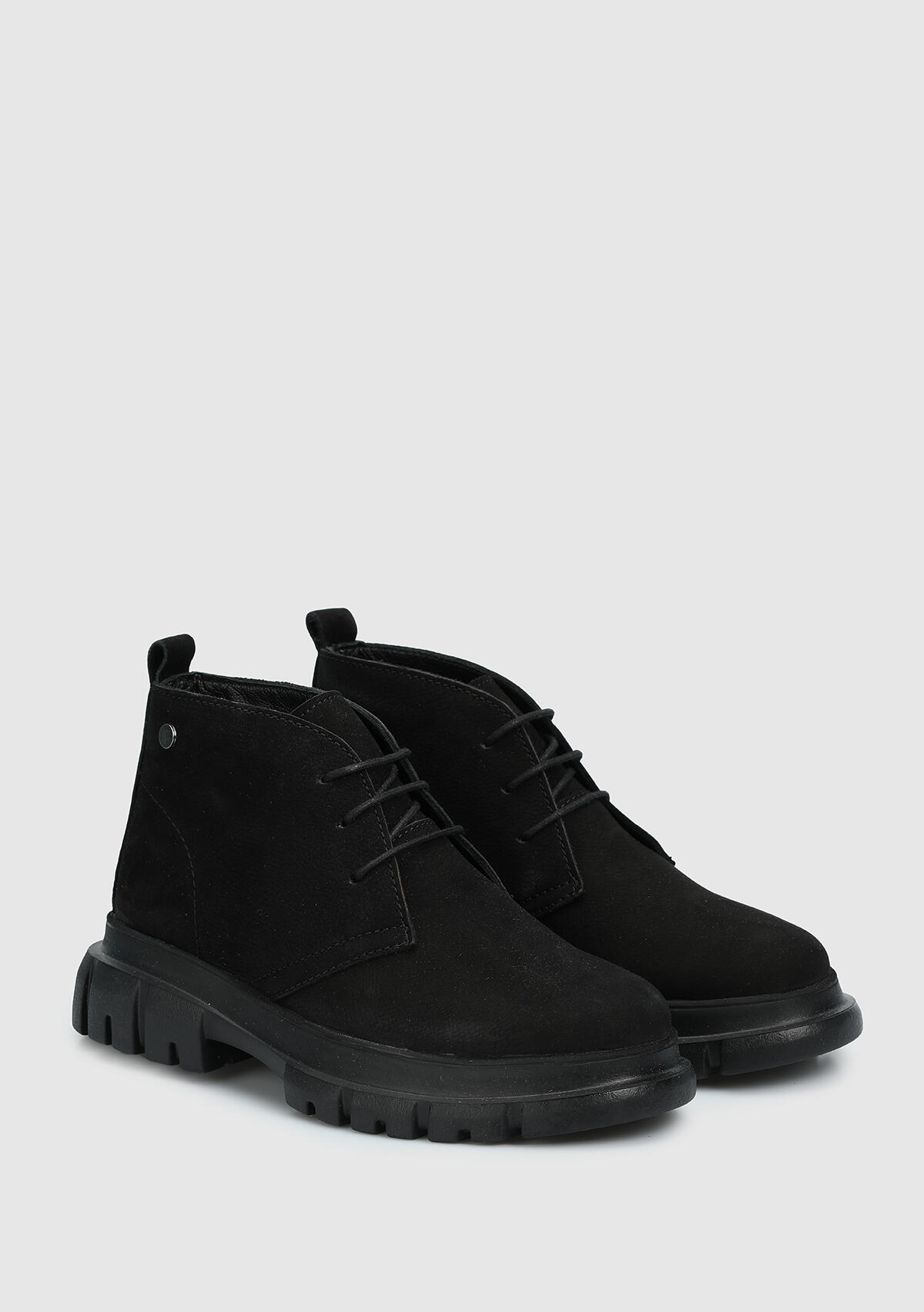 Siyah Deri Kadın Bot