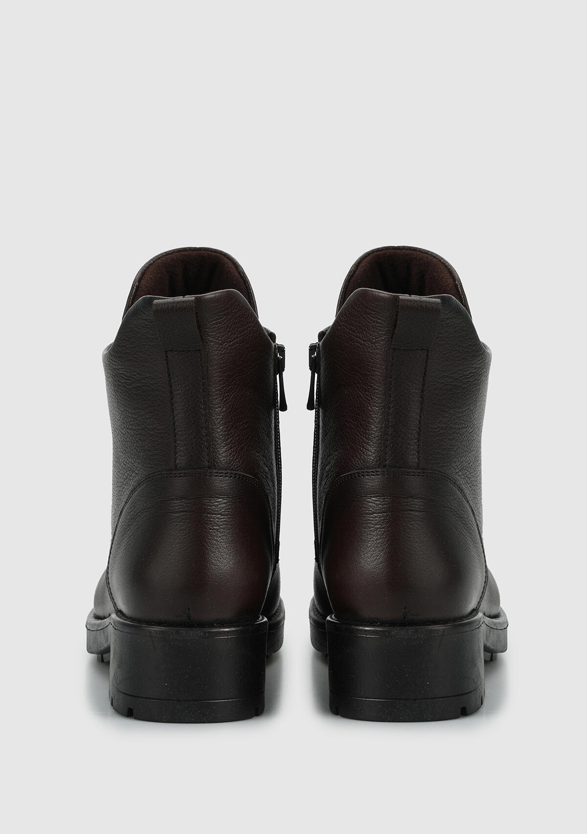 Kahve Deri Kadın Bot