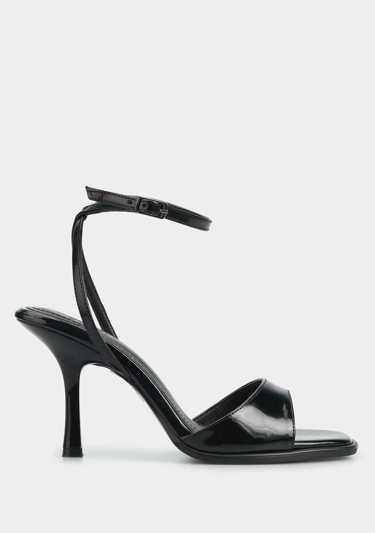 Siyah Kadın Topuklu Sandalet