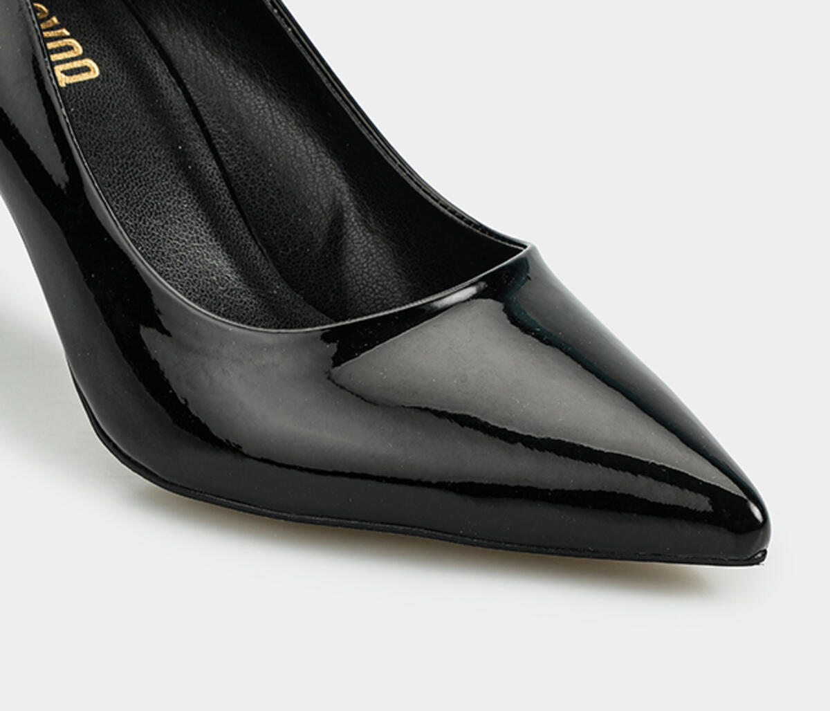 Siyah Kadın Stiletto