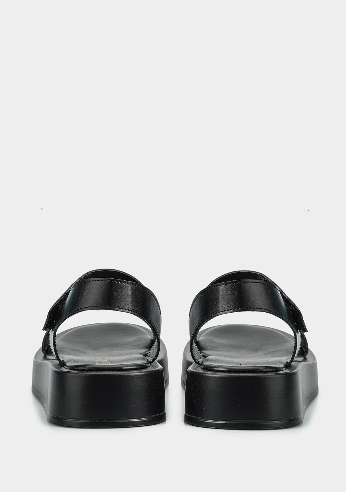 Siyah Kadın Düz Sandalet