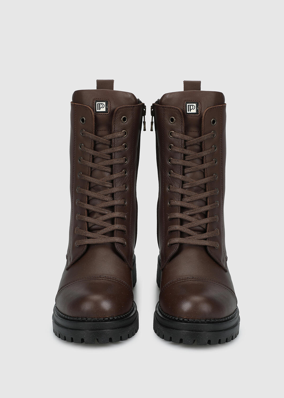 Kahve Deri Kadın Bot