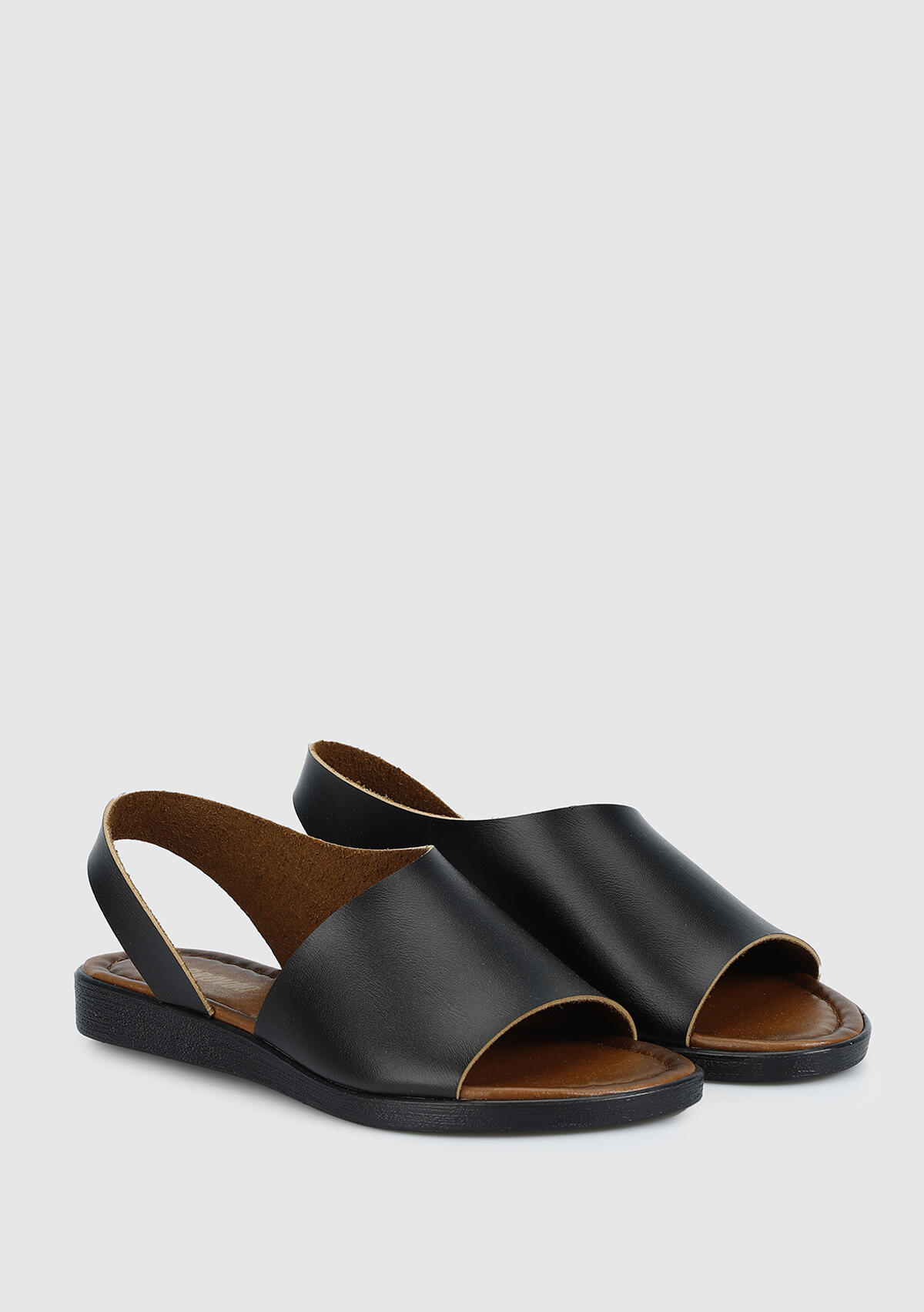 Siyah Kadın Düz Sandalet