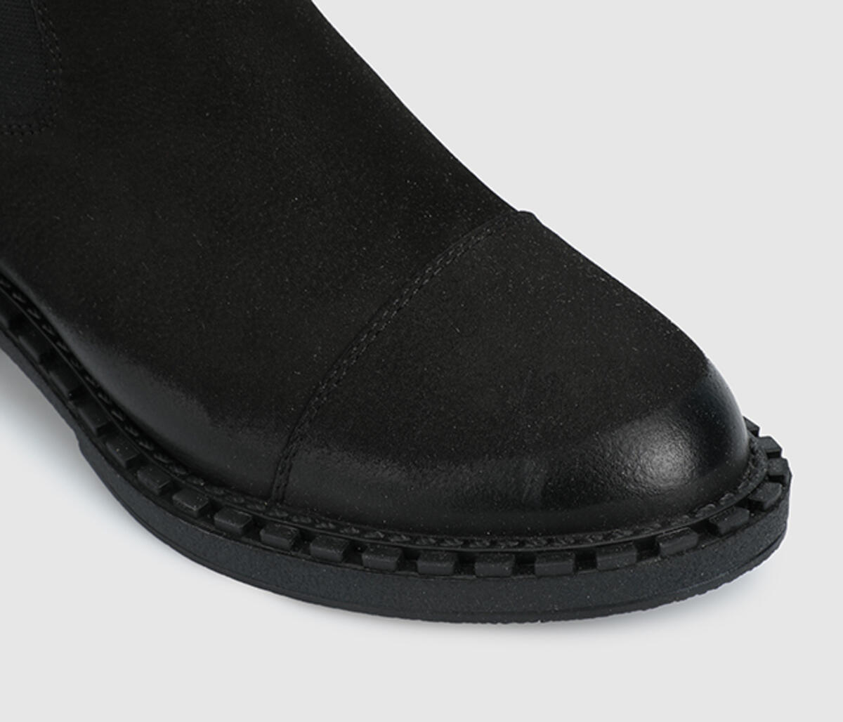 Siyah Deri Kadın Bot