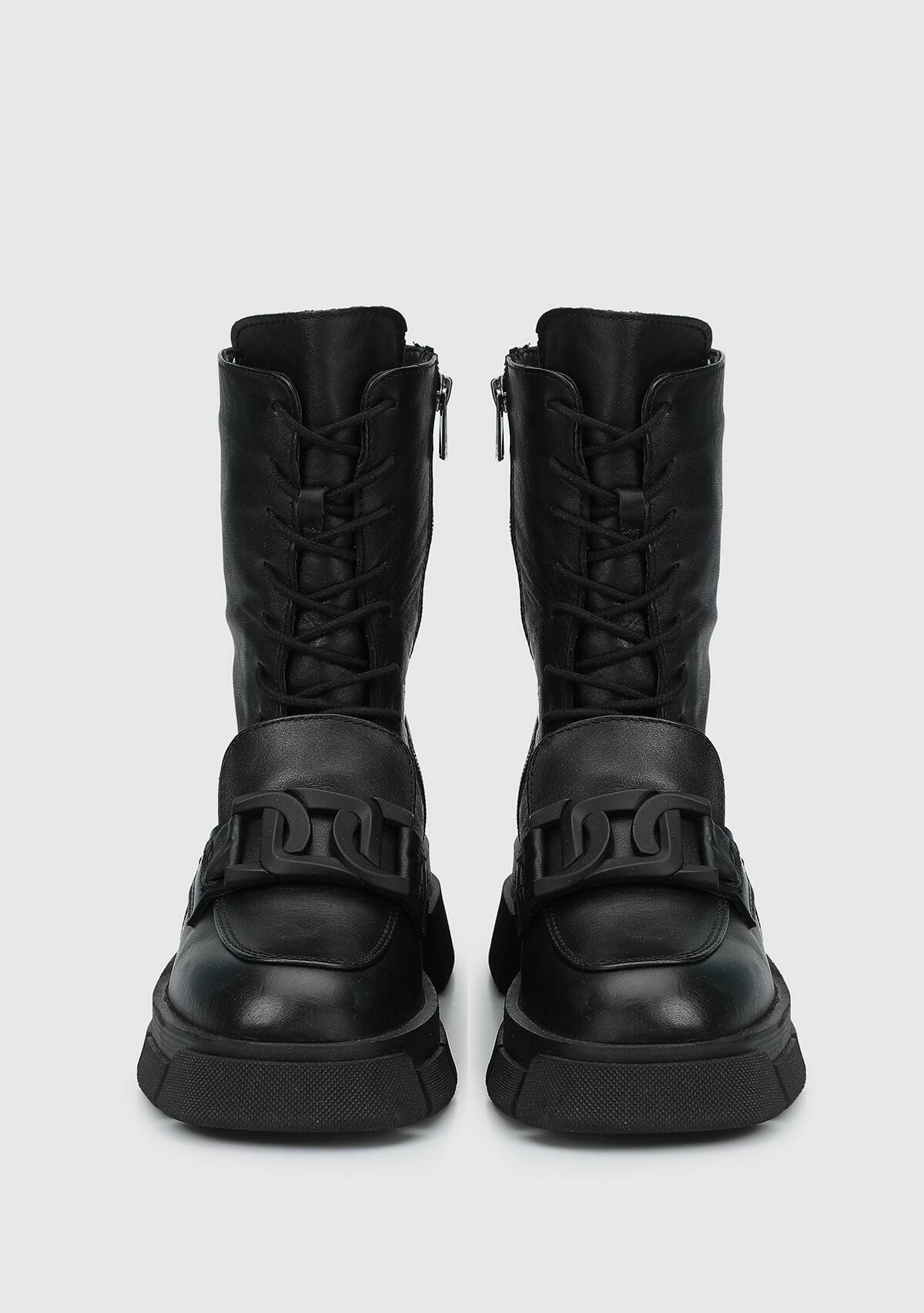 Siyah Deri Kadın Bot