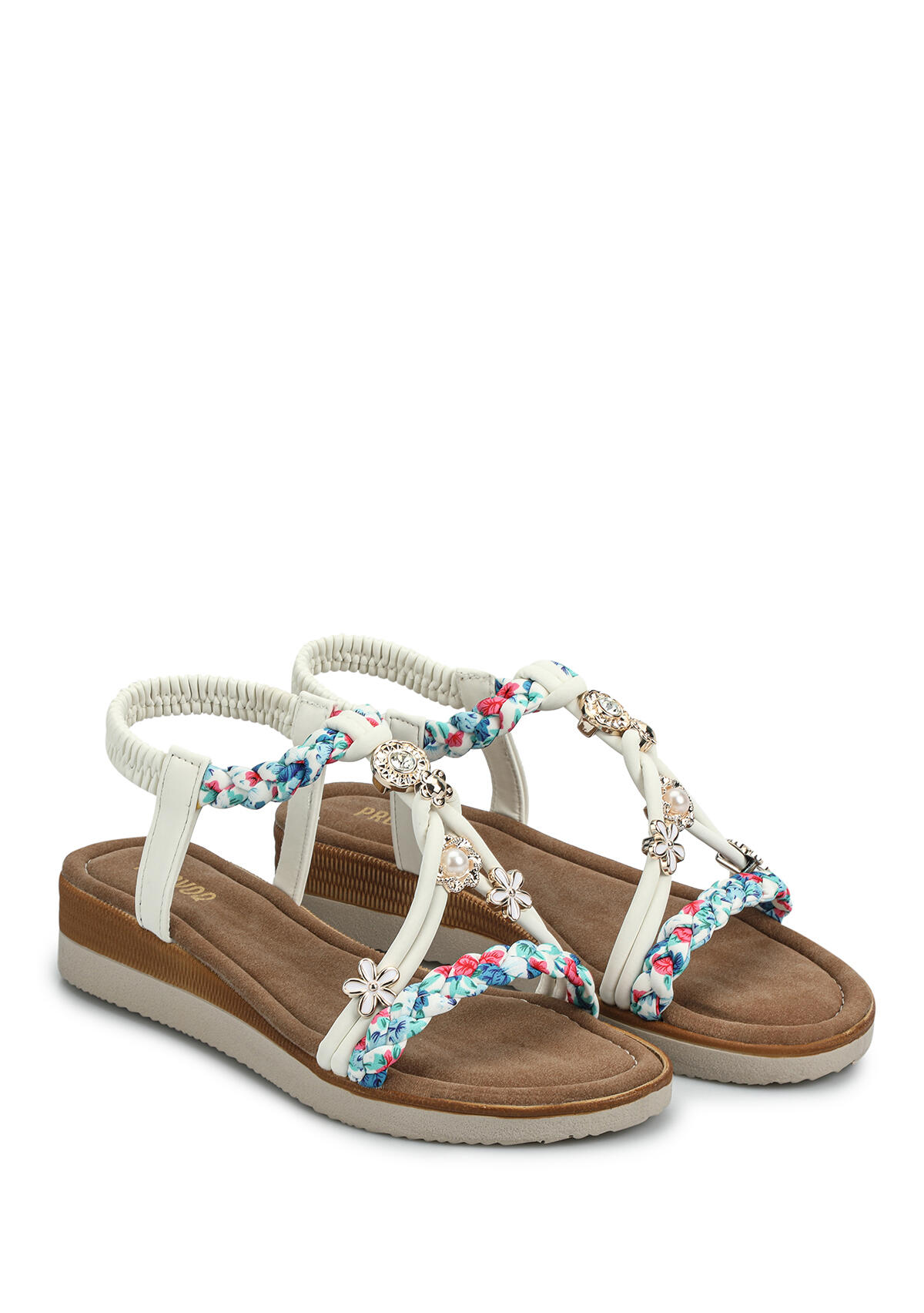 Beyaz Kadın Düz Sandalet