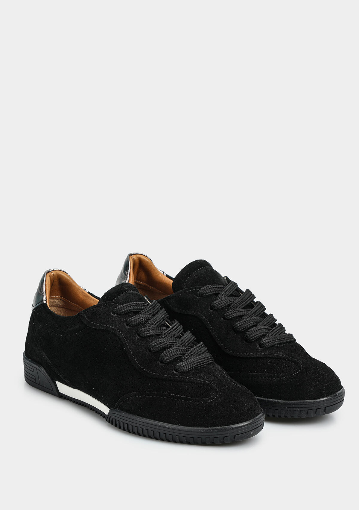 Siyah Deri Kadın Sneaker
