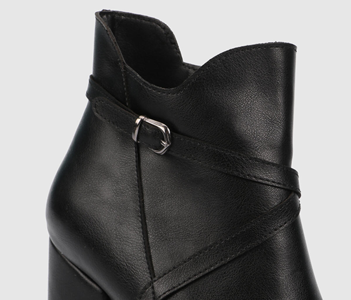 Siyah Kadın Bot
